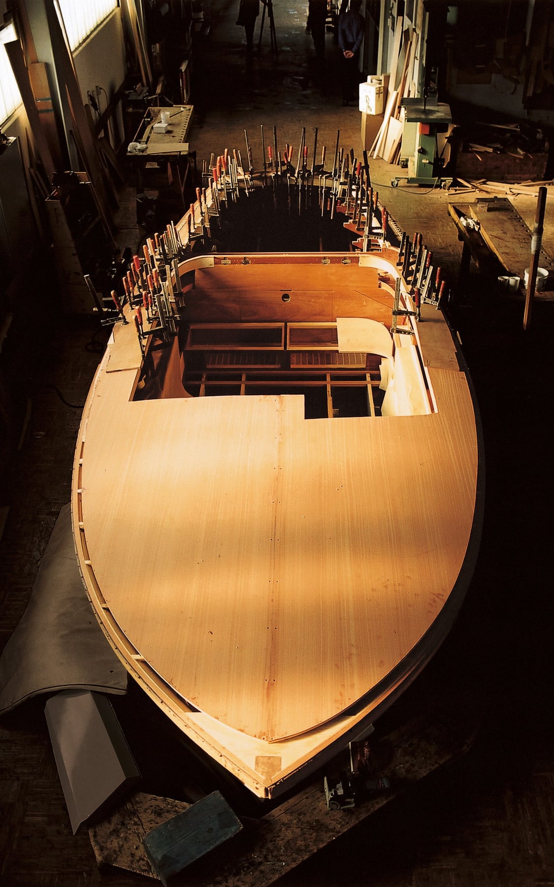 Claudio Pedrazzini, constructeur naval. — photographie