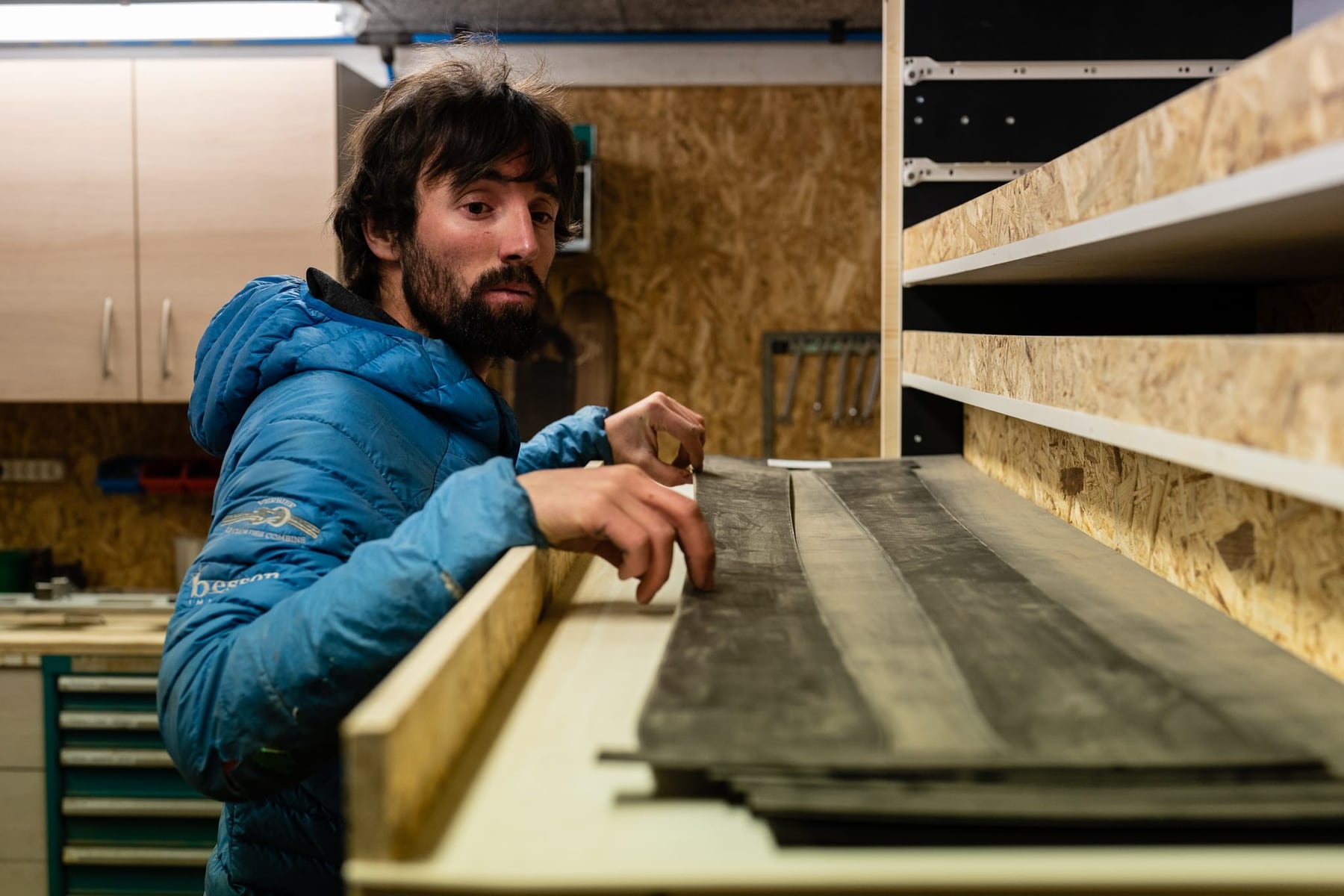 Justin Marquis, fabricant de skis. — photographie