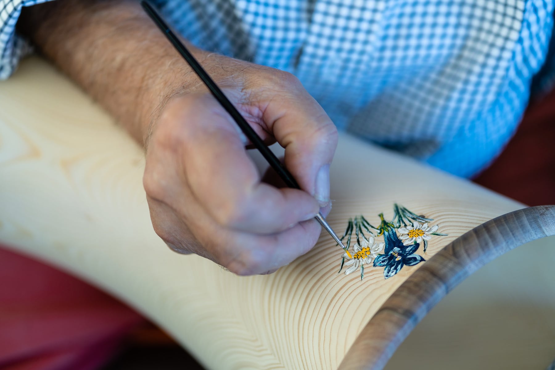 Gérald Pot, facteur de cors des Alpes. — photographie