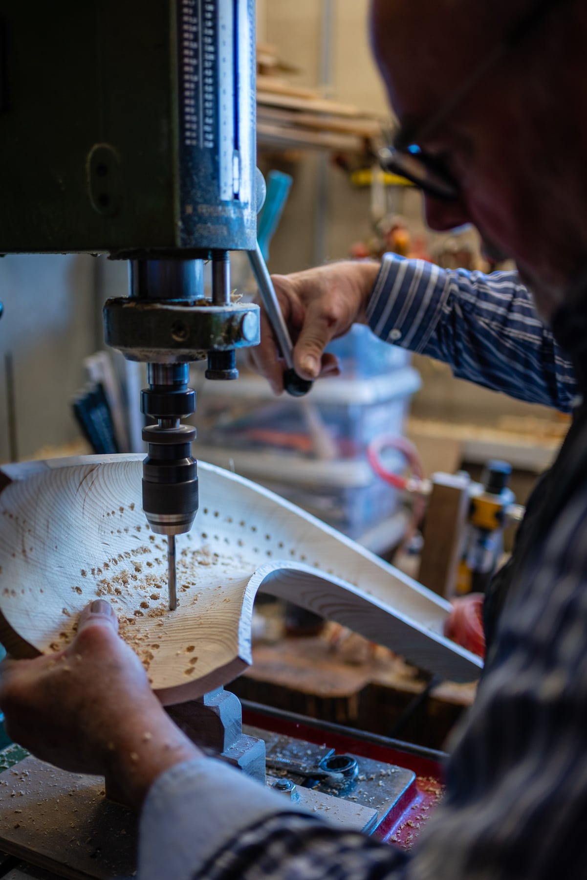 Gérald Pot, facteur de cors des Alpes. — photographie