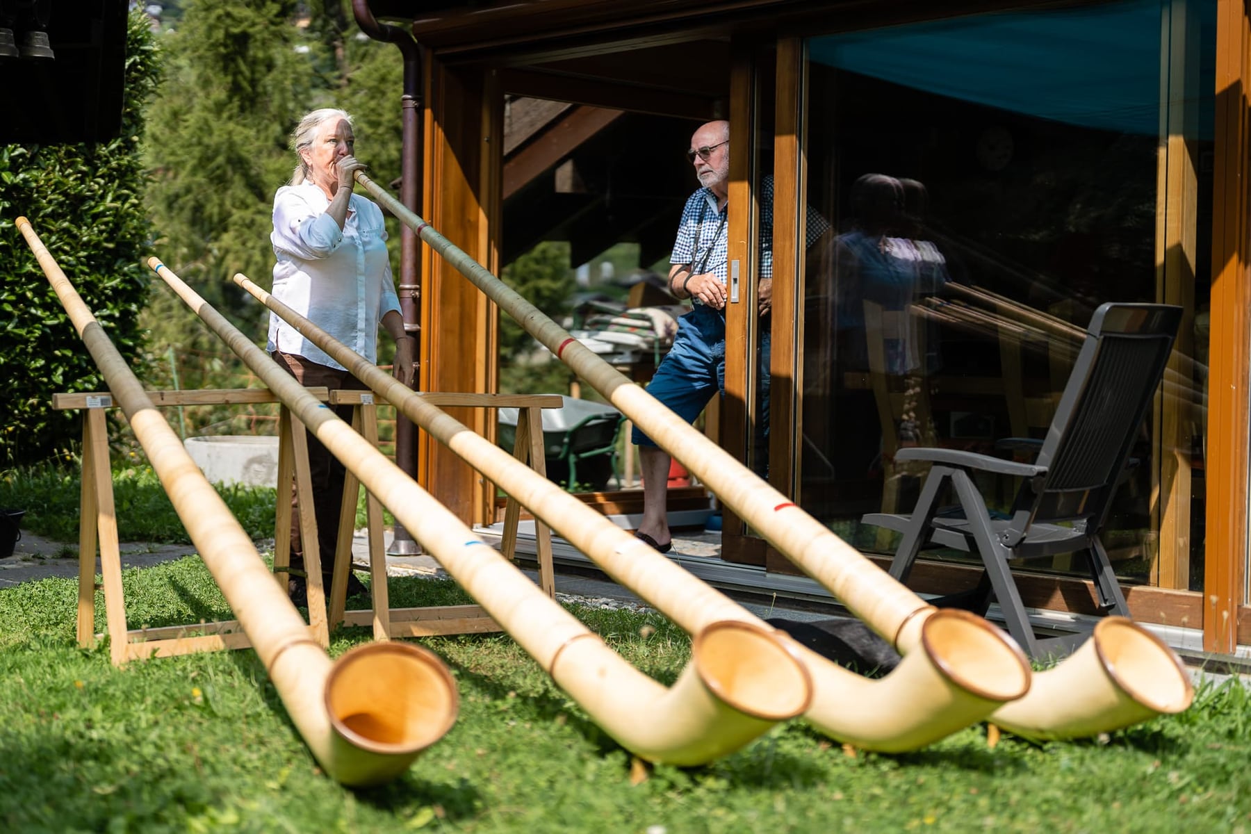 Gérald Pot, facteur de cors des Alpes. — photographie