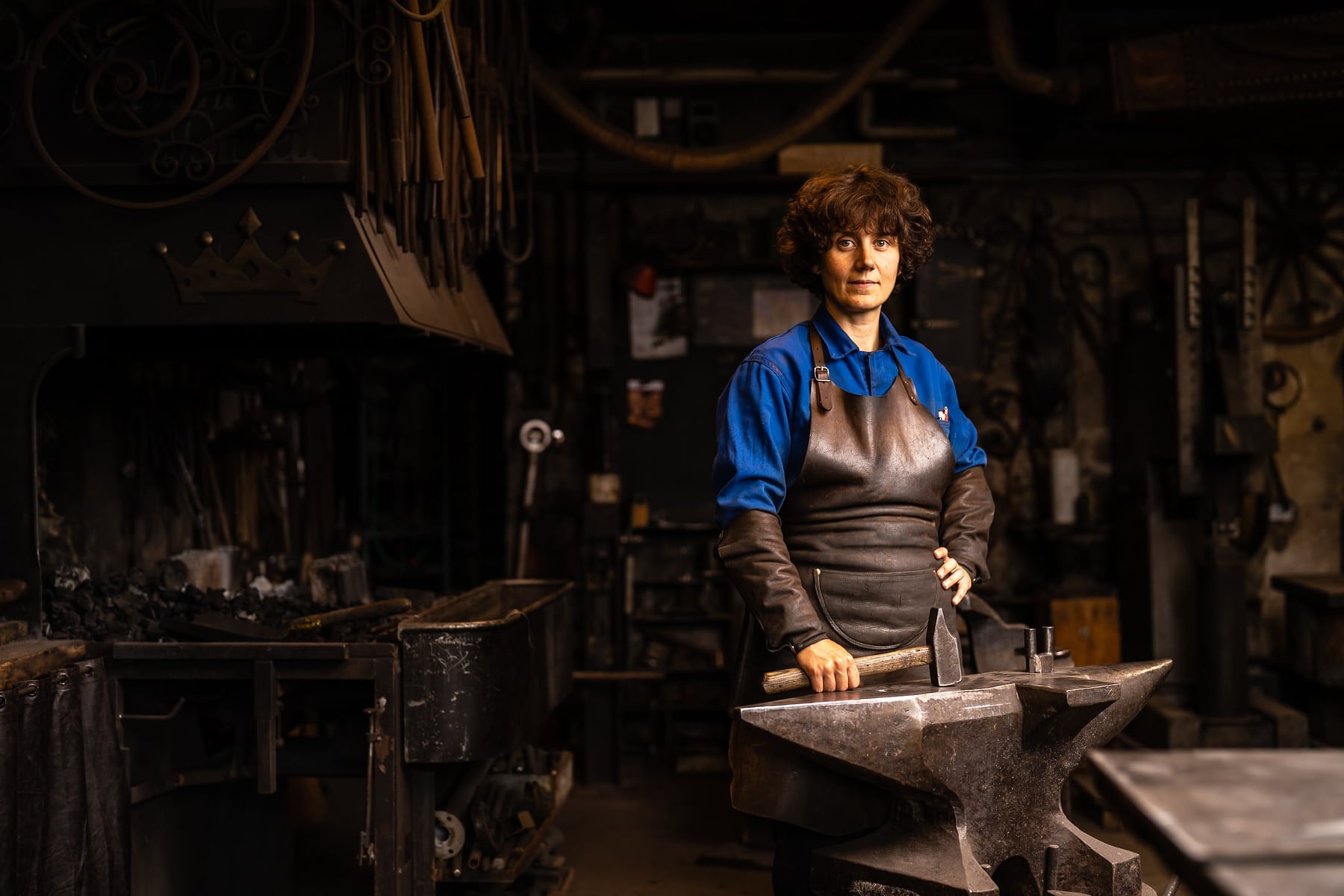 Bertille Laguet, forgeronne. — photographie